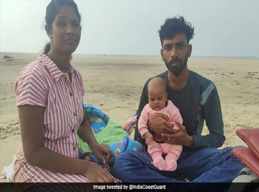 ২৪ বছর বয়সী গজেন্দ্র ও ২২ বছর বয়সী মেরি তাঁদের চার মাসের ছেলেকে নিয়ে শ্রীলঙ্কা ছাড়তে বাধ্য হয়েছেন। এমন বহু মানুষ এখন শ্রীলঙ্কা ছাড়ার পরিকল্পনা করছেন।