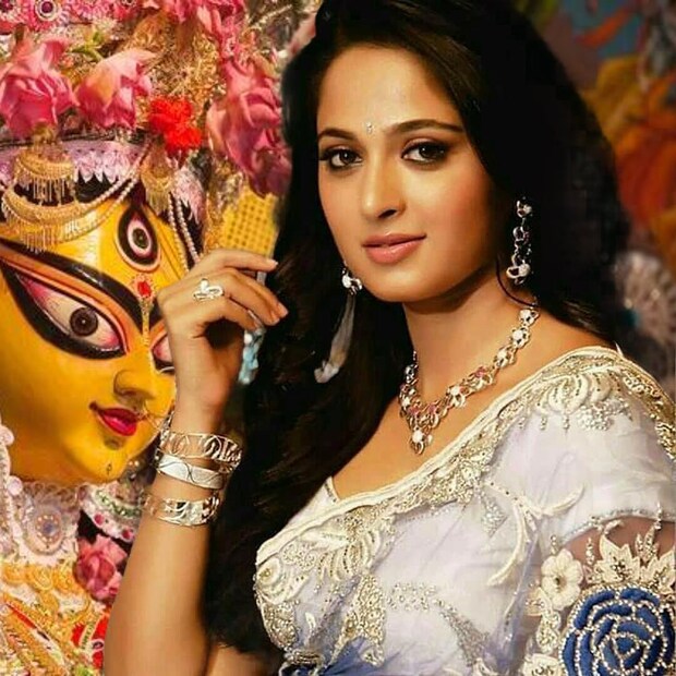 *বাহুবলী অভিনেত্রী অনুষ্কা শেট্টির (Anushka Shetty) আসল নাম সুইটি শেট্টি।