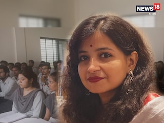 শিক্ষিকা সৌমিতা বন্দ্যোপাধ্যায়। 