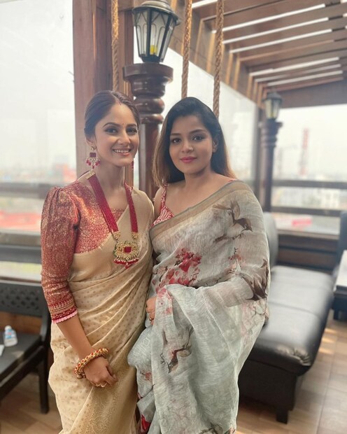 তবে শুধু তৃণা সাহা নন, এই ছবিতে দেখা যাবে অরুণিমা ঘোষ, অর্ণ মুখোপাধ্যায়, জয়দীপ কুণ্ডু, পৌলমী দাসের মতো অভিনেতাদের। photo source Instagram  