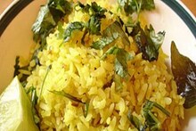 Flattened Rice: রোজ খাদ্য তালিকায় চিড়ে? প্রতিদিনই এই ঘটনা ঘটছে শরীরের সঙ্গে!