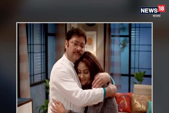 পর্দার বাবাকে হারিয়ে ভেঙে পড়লেন তৃণা সাহা প্রতীকী ছবি।