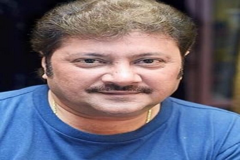 ফের নক্ষত্রপতন। চলে গেলেন অভিনেতা অভিষেক চট্টোপাধ্যায় (Abhishek Chatterjee)। মৃত্যুকালে তাঁর বয়স হয়েছিল ৫৭ বছর। মৃত্যুর কারণ এখনও সঠিক ভাবে সামনে না এলেও পরিবার সূত্রে খবর, গত দু-তিন দিন ধরে পেটের সমস্যা ভুগছিলেন অভিনেতা। 