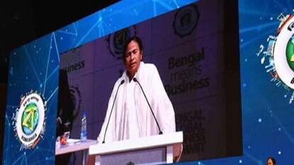 রাজ্য়ে আয়োজিত বাণিজ্য সম্মেলনের ফাইল ছবি। রাজ্য়ে আয়োজিত বাণিজ্য সম্মেলনের ফাইল ছবি।