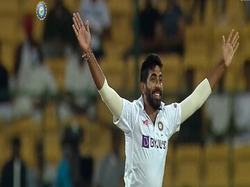 বল হাতে লঙ্কার বিরুদ্ধে ৫ উইকেট বুমরাহর