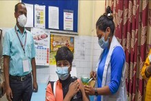 চলছে ১২-১৪ বয়সীদের কোভিড টিকাকরণ, কী কী পার্শ্বপ্রতিক্রিয়ায় ভুগতে পারে সন্তান? চলছে ১২-১৪ বয়সীদের কোভিড টিকাকরণ, কী কী পার্শ্বপ্রতিক্রিয়ায় ভুগতে পারে সন্তান?