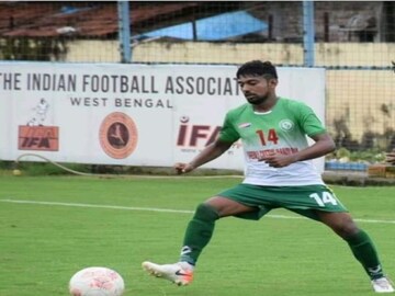 মাঠেই হার্ট অ্যাটাক, মৃত রেলওয়ে এফসির তরুণ ফুটবলার দেবজ্যোতি