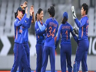 মেয়েদের বিশ্বকাপে বাংলাদেশের চ্যালেঞ্জের মুখে ঝুলনরা