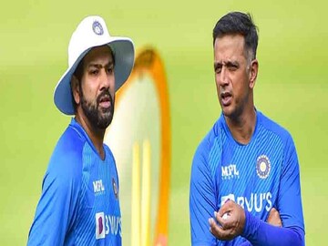 দ্বিতীয় টেস্টে নামার আগে গভীর আলোচনায় ভারতের কোচ এবং অধিনায়ক