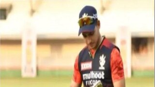 rcb wicketkeeper anuj rawat played cricket at farms before joining royal challengers bangalore(Photo @ anujrawat_1755/Instagram) rcb wicketkeeper anuj rawat played cricket at farms before joining royal challengers bangalore(Photo @ anujrawat_1755/Instagram)