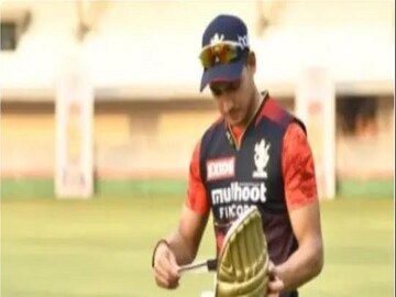 rcb wicketkeeper anuj rawat played cricket at farms before joining royal challengers bangalore(Photo @ anujrawat_1755/Instagram)