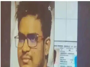 ইউক্রেন যুদ্ধে নিহত ছাত্রের দেহ নবীন শেখরাপ্পা গ্যানাগোডা। 