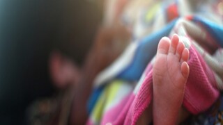 মাইক্রোওয়েভের ভিতরে মিলল দু' মাসের শিশুকন্যার দেহ৷ প্রতীকী ছবি, Photo-Reuters