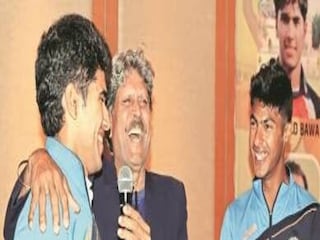 নিজের অভিজ্ঞতা দিয়ে রাজ এবং হারনুরকে বিশেষ পরামর্শ কপিলের