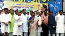 তৃণমূল কাউন্সিলর, আবার শিক্ষিকা! এমন জাতীয় সঙ্গীত গাইলেন, লজ্জিত দলের নেতারাই