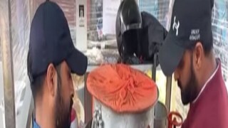 সোনপথের বিভিন্ন জায়গায় আছে তাঁদের স্টলে