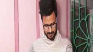 যুদ্ধের ভয়াবহ পরিস্থিতির মধ্য দিয়ে ছেলে বাড়ি ফেরায় খুশি শাহরুখের বাড়ির লোক 