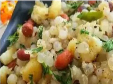 উপবাসভঙ্গের (Mahashivratri fasting) সময় হাল্কা নিরামিষ ও সাত্তিক খাবার গ্রহণ করাই নিয়ম
