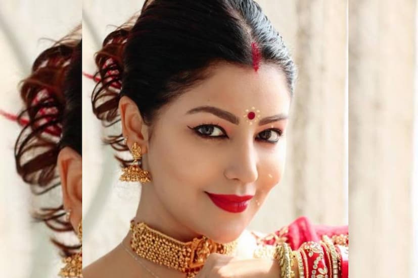 চিরাচরিত বাঙালি ঐতিহ্য মেনে আযোজন করা হয় দেবিনার সাধভক্ষণ অনুষ্ঠান।