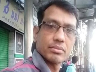 লালবাজারে উল্টোদিকে চা  এর দোকানে কাজ করতেন বাপ্পা