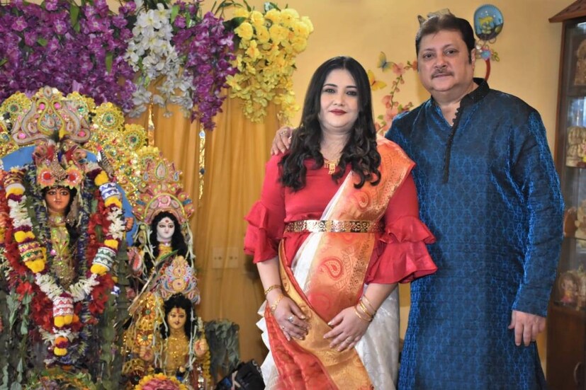 স্মিতহাস্য অভিষেক ছিলেন হুল্লোড়ে৷ সকলকে নিয়ে প্রতি মুহূর্তে মজা করে থাকতে ভালবাসতেন৷ (ছবি : ফেসবুক)