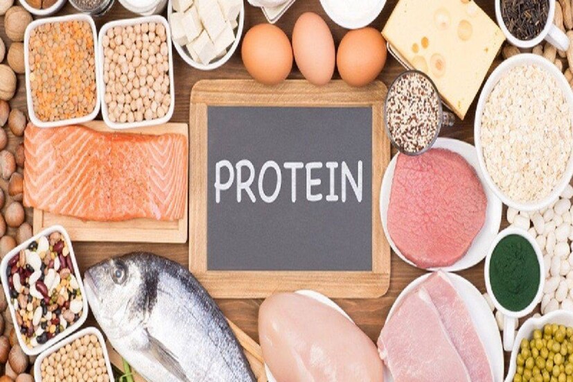 ডায়েটে রাখুন প্রচুর পরিমাণ প্রোটিন৷ ডাল, দুগ্ধজাত খাবার, ডিমে প্রচুর পরিমাণে প্রোটিন আছে৷ 