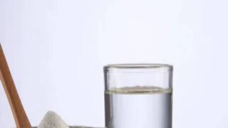 যৌন সঙ্গমের পর-পরই খাওয়া-দাওয়া করা উচিত নয়। কিছুক্ষণ পরে ১-২ গ্লাস জল অথবা ইচ্ছেমতো কোনও পানীয় পান করা উচিত নয়। এক্ষেত্রে পানীয় হিসেবে দুধ পান করা যেতে পারে।