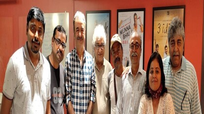 সকলেই অন্ধকারে বিষাক্ত পরিবেশে কীভাবে কাজ করতেন শুনিয়েছেন সেই কাহিনি সকলেই অন্ধকারে বিষাক্ত পরিবেশে কীভাবে কাজ করতেন শুনিয়েছেন সেই কাহিনি