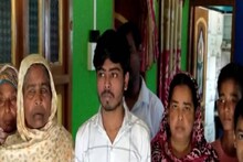 ৯ কিমি পথ পায়ে হেঁটে পাড়ি দিয়ে ২২ ঘণ্টা সফরের পর অবশেষে সীমান্ত