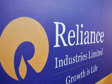 Sanmina Corporation, Reliance Industries ink pact for electronics manufacturing in India