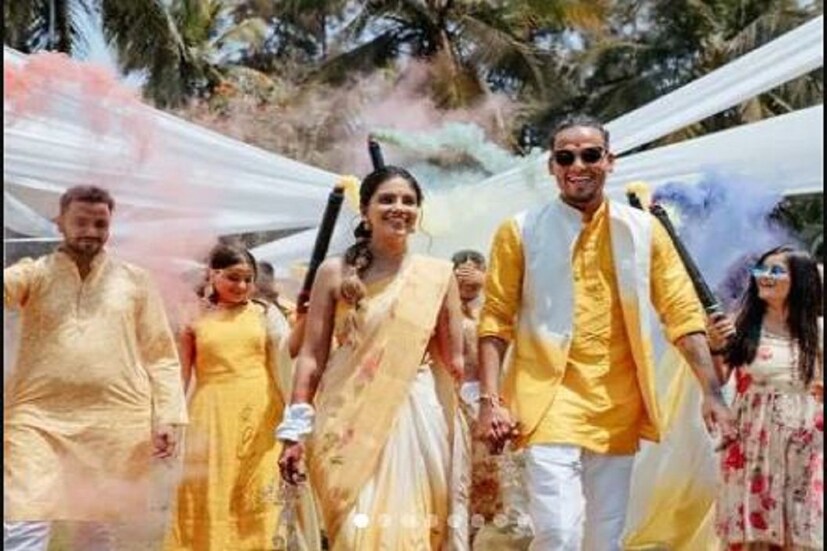 নিজেদের গায়ে হলুদ অনুষ্ঠানে রাহুল চাহার এবং ঈশানি৷ pc: rahul chahar instagram)