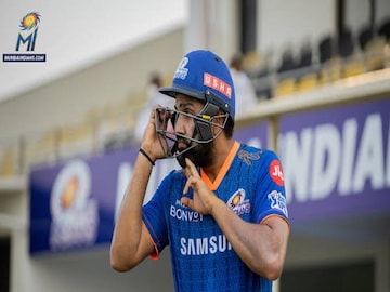 মুম্বইয়ের প্রথম ম্যাচের ব্যর্থতায় হতাশ হলেও চিন্তিত নন রোহিত