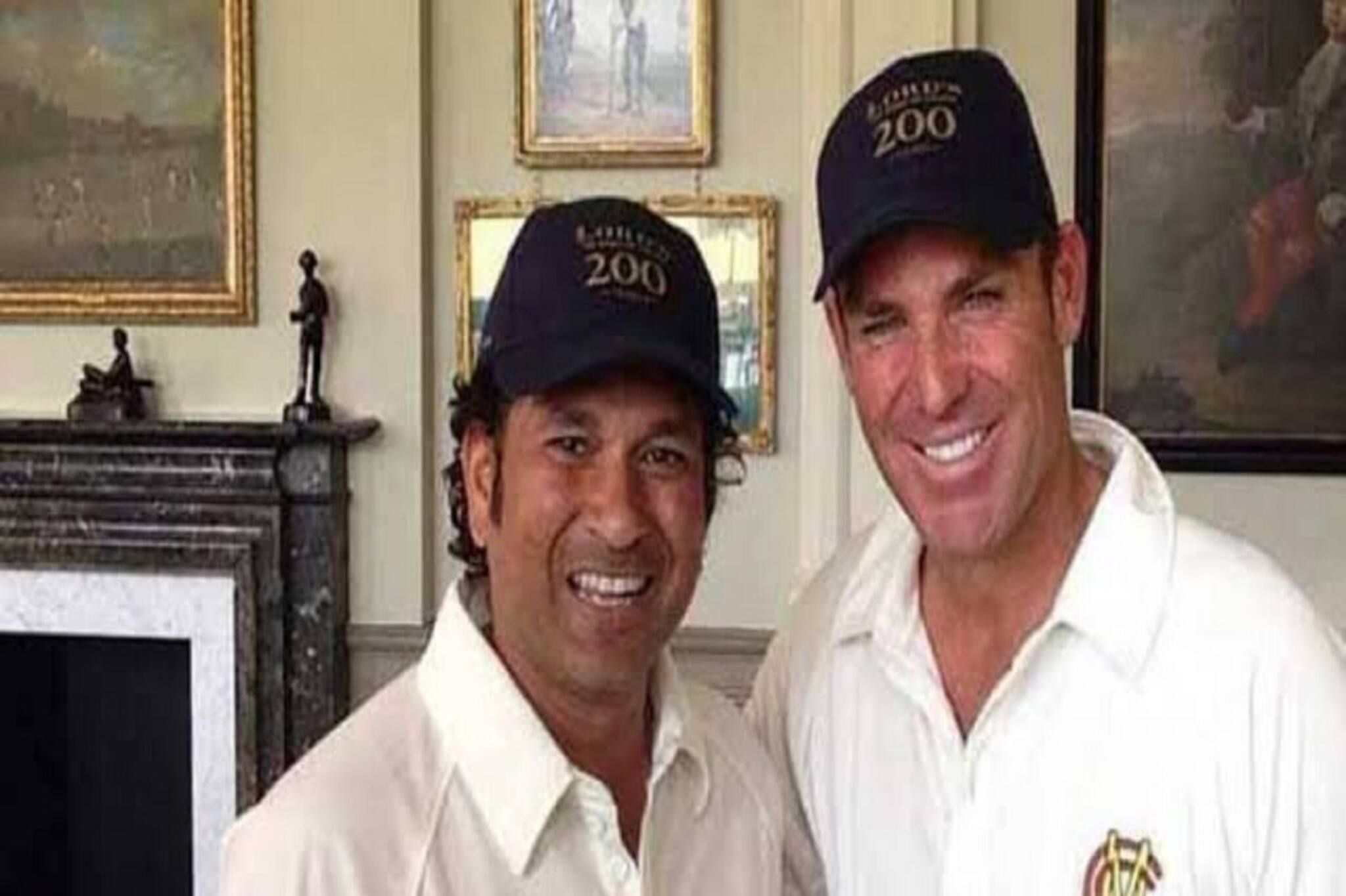 ভুলতে পারব না তোমায়! বন্ধু শেন ওয়ার্নের মৃত্যুতে ভাষা হারিয়েছেন সচিন