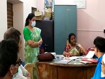 নিজস্ব চিত্র