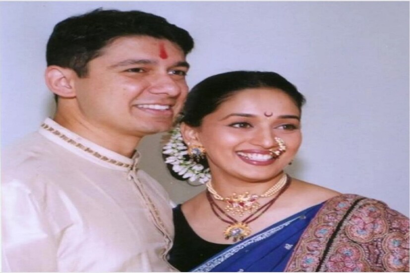 মাধুরী দিক্ষিত ও তাঁর স্বামী শ্রীরাম নেনে সম্প্রতি একটু নতুন বাড়ি লিসে নিয়েছেন। মুম্বই-এর ওরলিতে হাইরেস ব্লিডিংয়ে তাঁরা এই নতুন ঘর কিনেছেন। যার মাসের ভাড়া শুনলে অবাক হবেন। photo source Instagram 