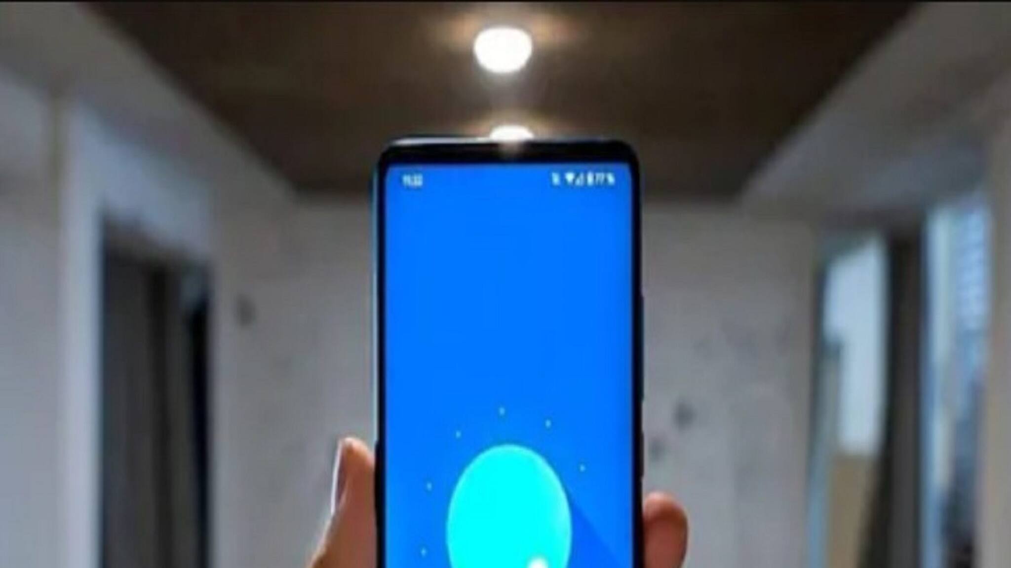 Android 13: ব্যাটারির কথা না ভেবে, এবার যত খুশি ফোন করুন!