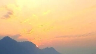 দেশের অন্যান্য অংশের তুলনায় অসমে অনেক আগে সূর্যোদয় হয়৷ 