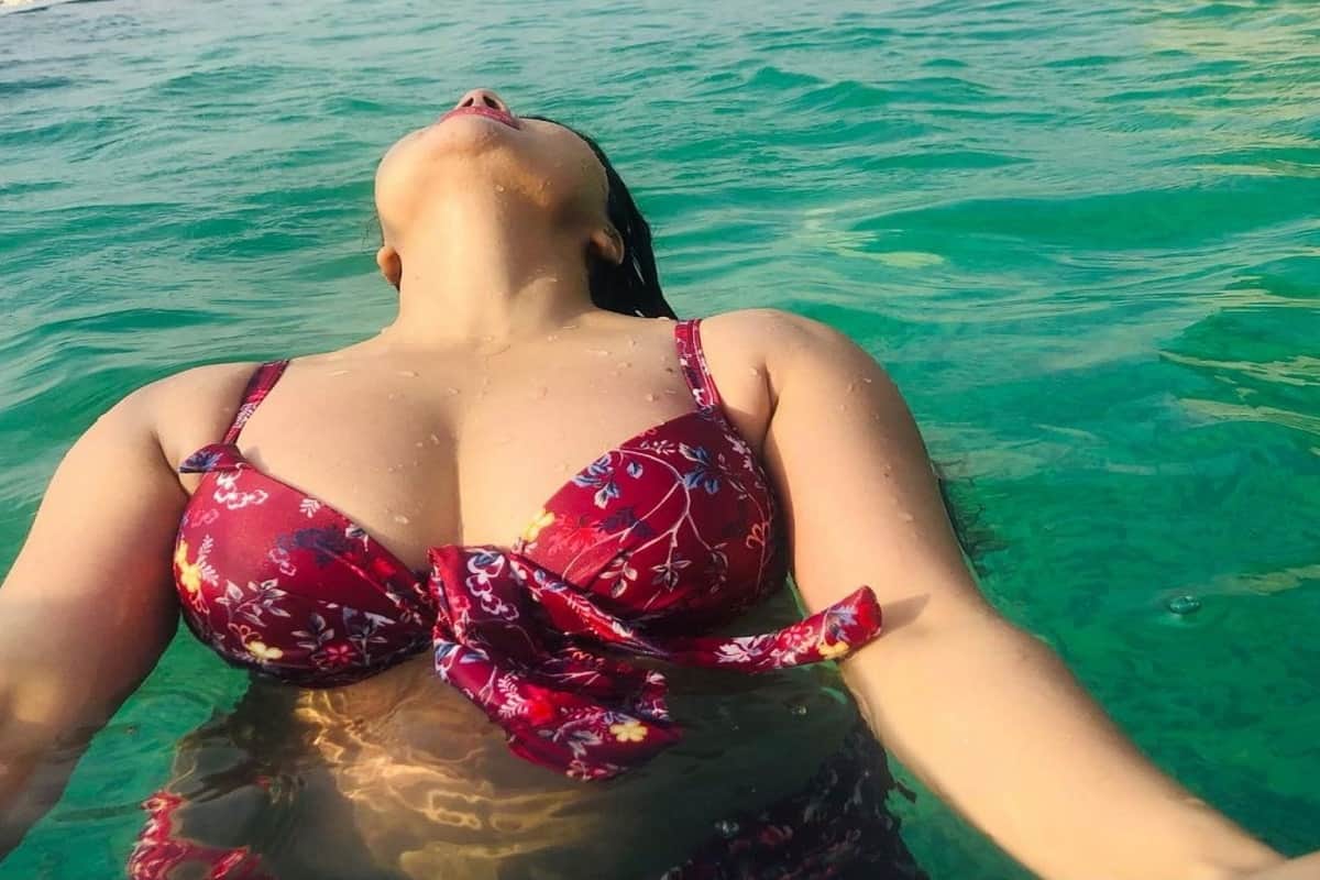 Qolda chizilgan qiynoq porno komikslarini tomosha qiling