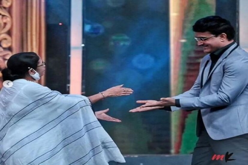 এক নজরে দেখে নেওয়া যাক কে কে কী কী সম্মান পেলেন ৷ সেরা সঞ্চালক নন ফিকশন: সৌরভ গঙ্গোপাধ্যায় (Sourav Ganguly), সেরা মা: সুভদ্রা চক্রবর্তী, সেরা শিশু অভিনেতা: মেঘন চক্রবর্তী, সেরা অভিনেত্রী: সৌমিত্রা কুণ্ডু ও সোনামণি সাহা ৷ ছবি সৌজন্যে ইনস্টাগ্রাম ৷ 