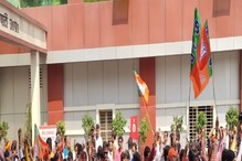 দ্বিতীয়বারের জন্যে ক্ষমতায় যোগী, জয়ের উচ্ছ্বাসে আকাশে আলোর রোশনাই
