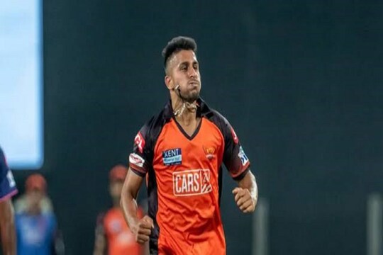 ভারতীয় পেস বোলিংয়ের ভবিষ্যৎ হাতে তৈরি উমরান মালিক