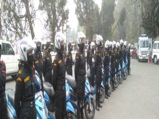 দার্জিলিংয়ে উইনার্স বাহিনী৷ দার্জিলিংয়ে উইনার্স বাহিনী৷