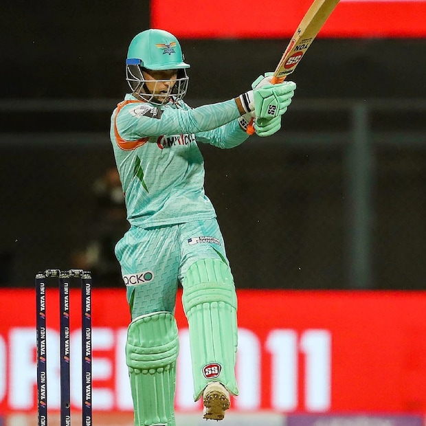 সোমবার লখনউ সুপার জায়েন্টসকে ৫ উইকেটে হারিয়েছে গুজরাট টাইটান্স। তবে এই ম্যাচে লখনউয়ের আয়ূষ বাদোনি দুর্দান্ত ব্যাটিং করলেন। ৪১ বলে ৫৪৫ রানের দুরন্ত ইনিংস খেললেন তিনি।