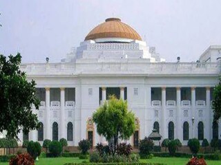 বিধানসভায় বাজেট অধিবেশনে তুলকালাম 
প্রতীকী ছবি।  