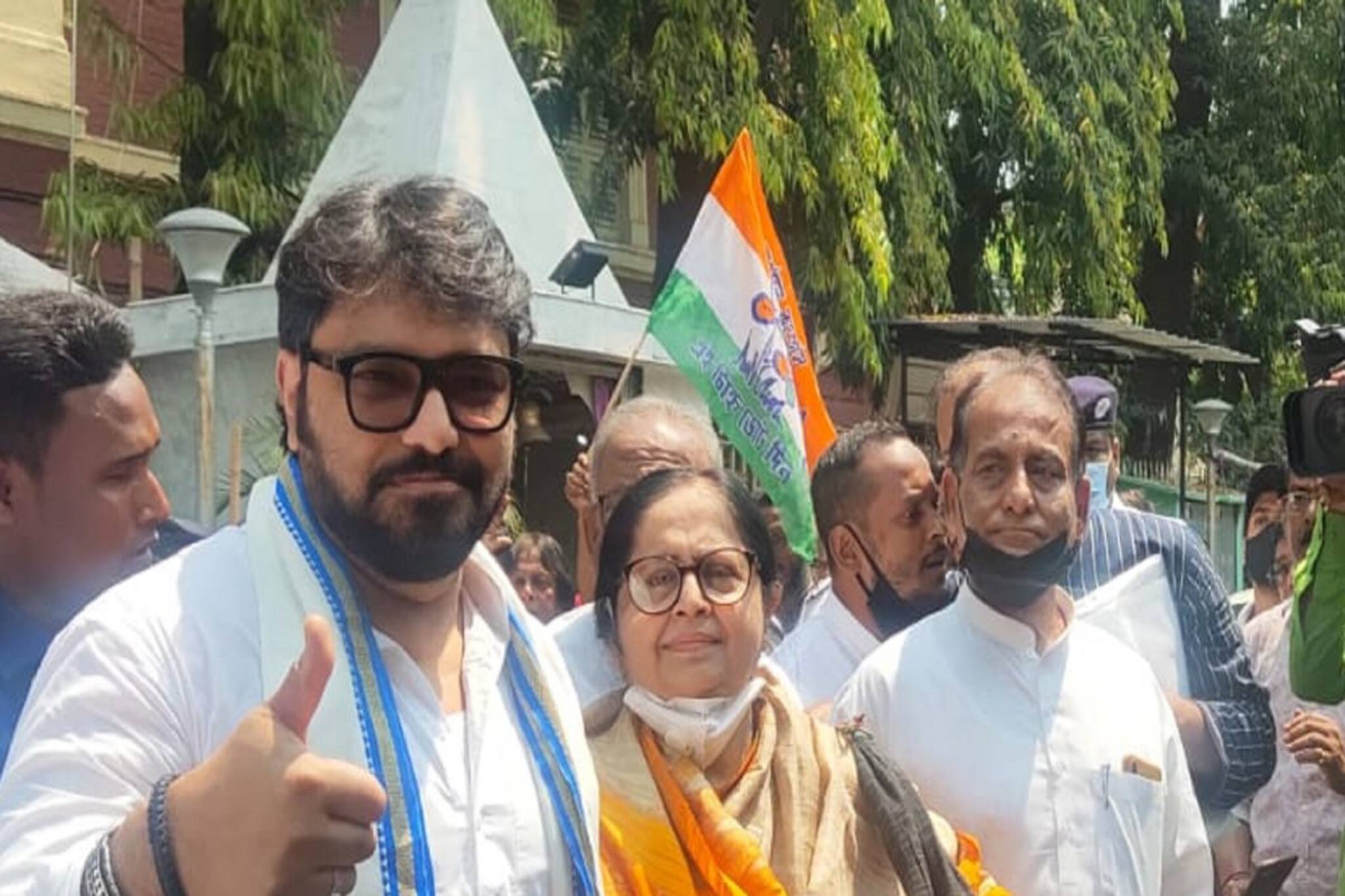 আসল রাজা কে? মনোনয়ন জমা দিয়েই মুখ খুললেন বাবুল সুপ্রিয়! যাচ্ছেন দিল্লি