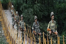 রক্তারক্তি কাণ্ড মুর্শিদাবাদের BSF ক্যাম্পে! যা ঘটল, হাড়হিম হয়ে যাচ্ছে সকলের রক্তারক্তি কাণ্ড মুর্শিদাবাদের BSF ক্যাম্পে! যা ঘটল, হাড়হিম হয়ে যাচ্ছে সকলের