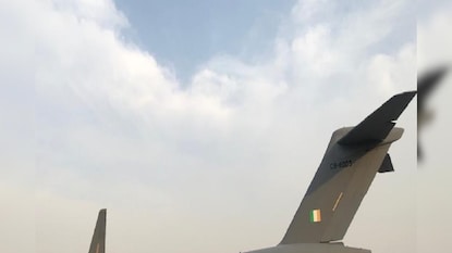 ইউক্রেনে আটক ভারতীয়দের ফেরাতে যাচ্ছে সি ১৭ বিমান৷ ইউক্রেনে আটক ভারতীয়দের ফেরাতে যাচ্ছে সি ১৭ বিমান৷