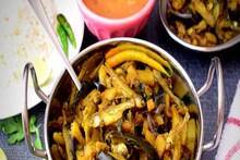 গরমে এড়িয়ে চলুন তেল-ঝাল, বরং বানিয়ে ফেলুন দারুণ স্বাদের মৌরলা মাছের চচ্চড়ি