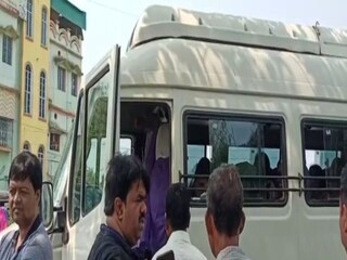 কাউন্সিলরদের কলকাতায় তলব নেতৃত্বের 