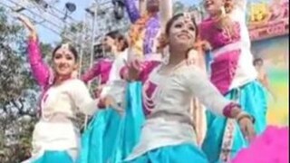 রং খেলার দিনে এক টুকরো শান্তিনিকেতনের প্রতিচ্ছবি ধরা পড়ে মহিষাদল রাজবাড়িতে